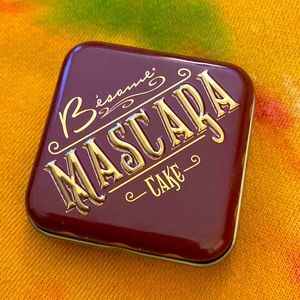 Besamé Cake Mascara in Brown